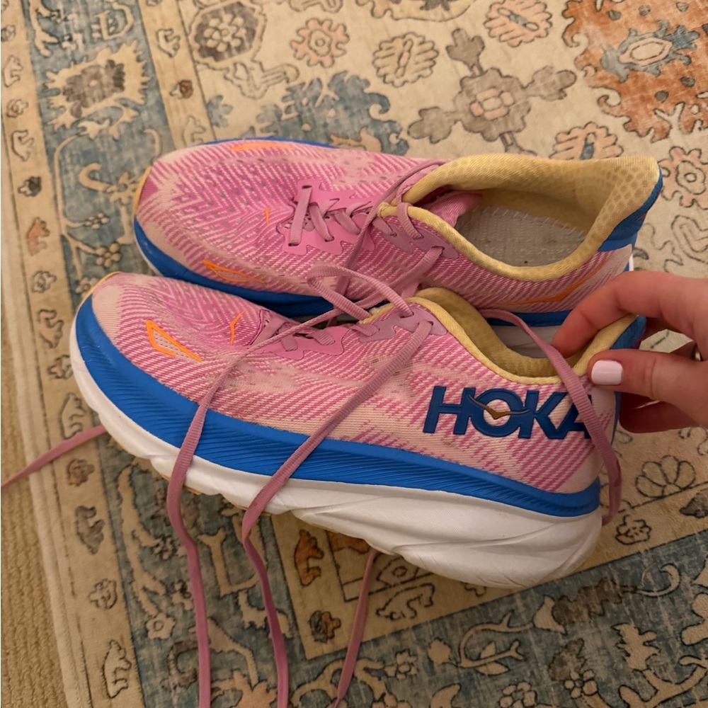 Hoka Clifton Running Shoes Size 7.5